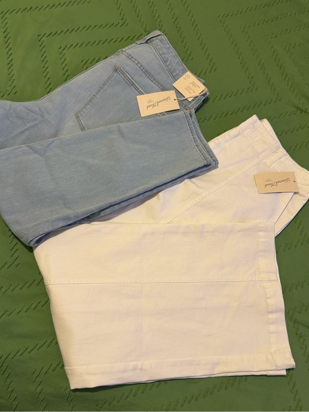 Bundle !Universal Thread Light Blue and White Women's Stretch Jeans - Two Pack